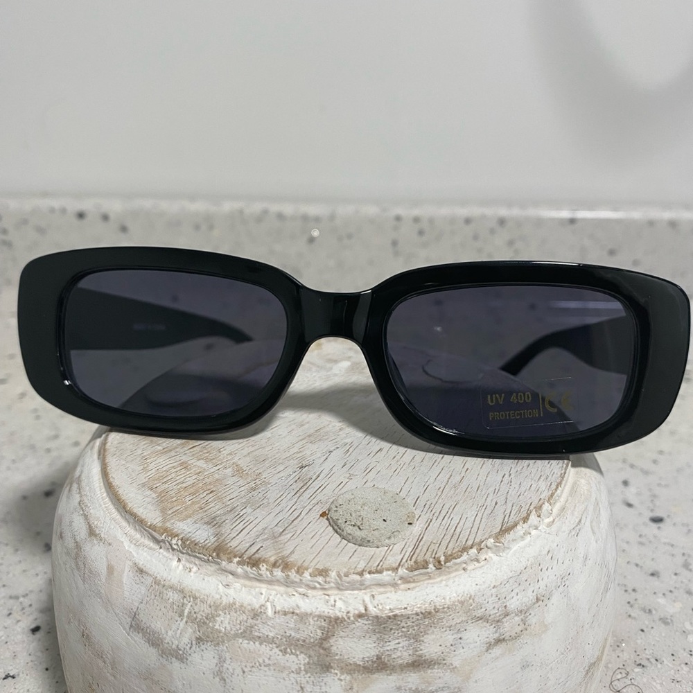 Black Vintage Shades